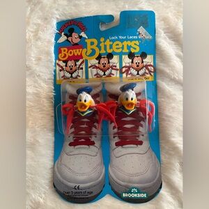 Vintage Disney Donald Duck Bow Biters